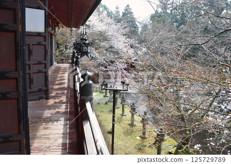 大和辰峰談山神社、拜殿舞台 125729789