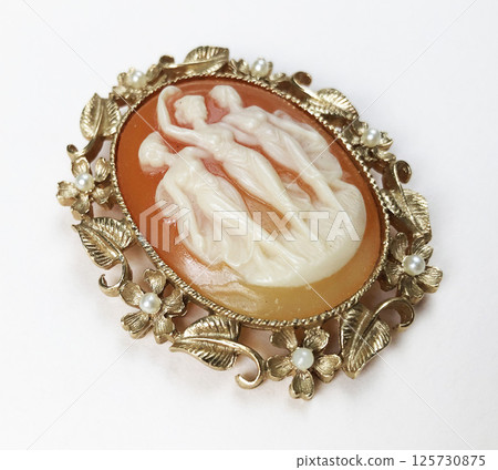 Vintage brooch detail photo womens jewelry fashion Vintage brooch detail photo womens jewelry fashion 125730875