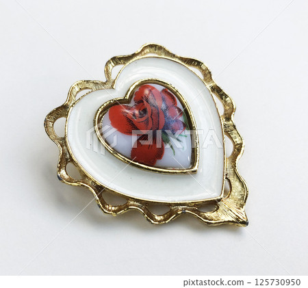 Brooch for women romantic vintage detail close up shot Brooch for women romantic vintage detail close up shot 125730950