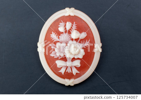 Brooch handmade romantic style for women vintage photo 125734007