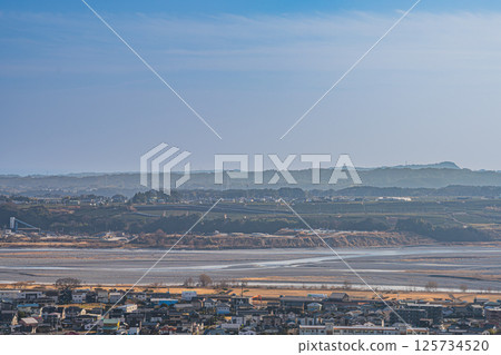 The cityscape and scenery of Shimada City as seen from Shiraganji Park in Shimada City (Shizuoka Prefecture) 125734520