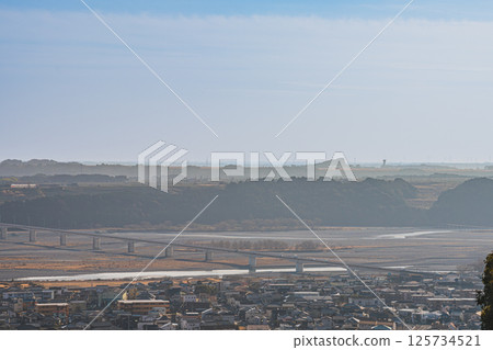 從島田市白巖寺公園眺望島田市的街景與風景(靜岡縣) 從島田市白巖寺公園眺望島田市的街景與風景(靜岡縣) 125734521