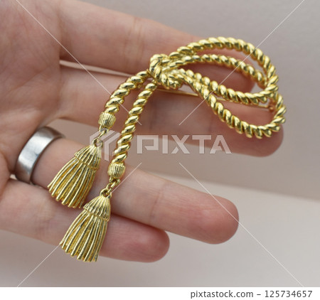 Romantic handmade brooch floral pattern vintage photo 125734657