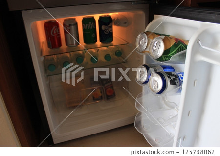 Cancun, Mexico's top resort loved around the world for its blue sea and pure white sand! All-inclusive hotel stay 125738062