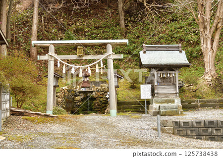Photographing the grounds of Takaho Shrine in spring in Hakodate, Hokkaido Photographing the grounds of Takaho Shrine in spring in Hakodate, Hokkaido 125738438