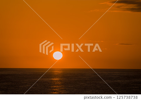 [Sunrise from the Sunflower bound for Sapporo Oarai] 125738738