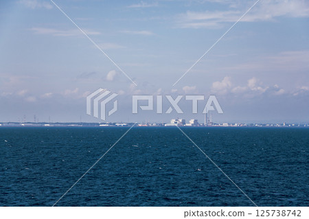 [Sunflower Sapporo Oarai bound sailing off the coast of Fukushima Daiichi Nuclear Power Plant] 125738742