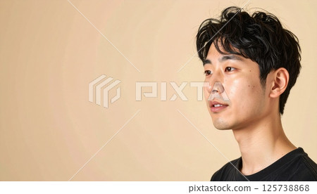 一個表情友善的男人 一個表情友善的男人 125738868