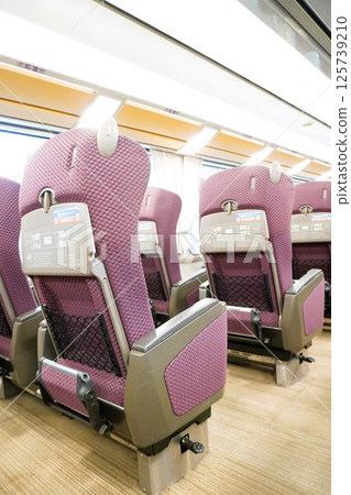 Traveling to Yoshino on the Sakura Liner 125739210