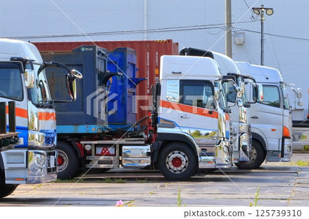 trucks lined up trucks lined up 125739310