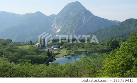 初夏的明星山與高波池 125739415