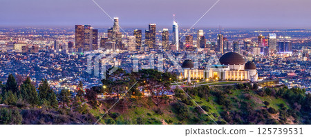 city, town, night 125739531