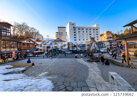 Gunma Prefecture, Agatsuma District, Kusatsu Town, Kusatsu Onsen, Yuji Square 125739662