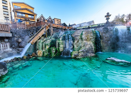 群馬縣、草津町、吾妻郡、草津溫泉湯畑、湯瀧 群馬縣、草津町、吾妻郡、草津溫泉湯畑、湯瀧 125739697