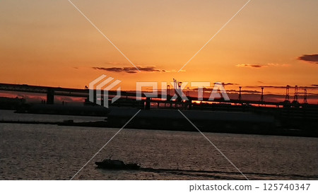 Yokohama Bay Bridge - Sunrise Yokohama Bay Bridge - Sunrise 125740347