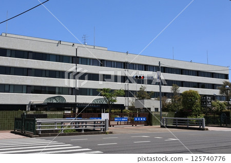 埼玉縣鴻巢市埼玉縣警察駕駛執照中心大樓 125740776