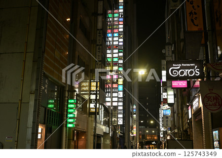 Ginza Miyuki Street night view 125743349