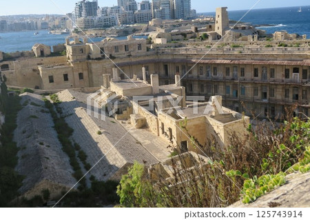 Fort St. Elmo, site of numerous battles, and the National War Museum 125743914