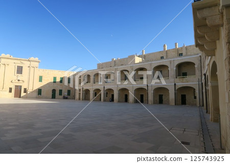 Fort St. Elmo, site of numerous battles, and the National War Museum 125743925