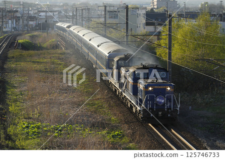 [ARCHIVE] Hokutosei, the luxury sleeper train 125746733