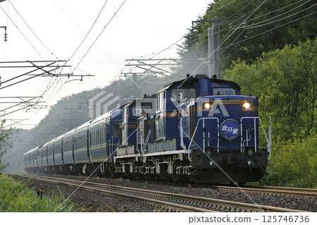 [ARCHIVE] Hokutosei, the luxury sleeper train 125746736