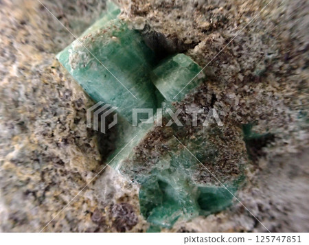 翡翠寶石 125747851