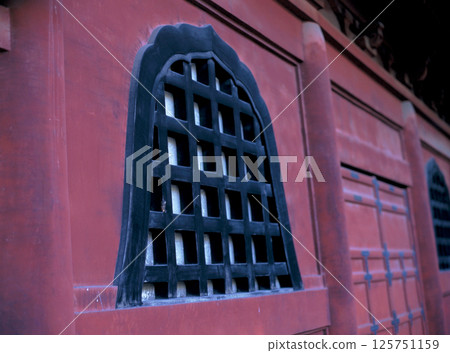 A view of Tokyo over 20 years ago: The firelight window at Zojoji Temple in Minato Ward 125751159