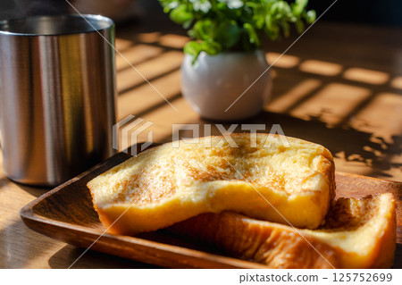 French toast breakfast plate 125752699