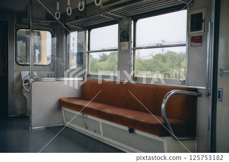 小湊鐵道Kiha 200列車內部 125753182