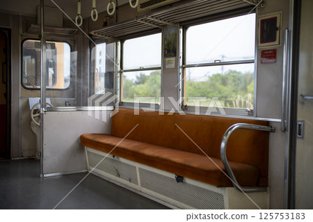 小湊鐵道Kiha 200列車內部 小湊鐵道Kiha 200列車內部 125753183
