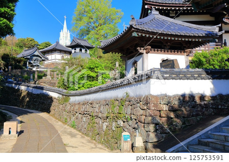 [長崎縣]寺廟和教堂的景色（平戶澤維爾紀念教堂） 125753591
