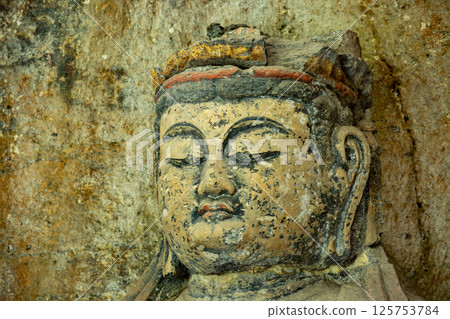 大日如來臼杵石佛像 125753784