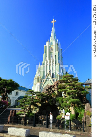 [Nagasaki Prefecture] Hirado Xavier Memorial Church on a clear day 125753853