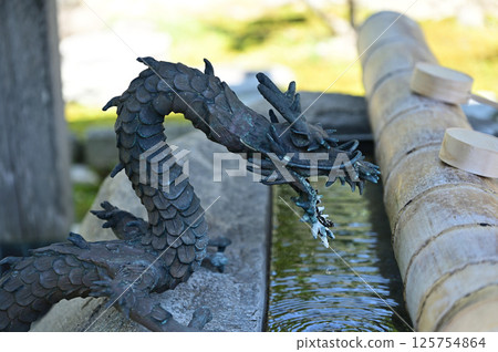 安乘神社的淨水屋（淨化噴泉） 125754864