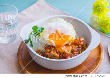 鯖魚咖哩配溏心蛋 125755060