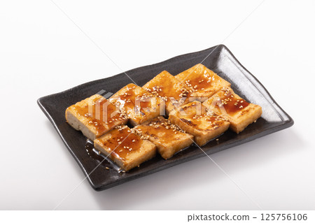 Deep-fried tofu teriyaki Deep-fried tofu teriyaki 125756106