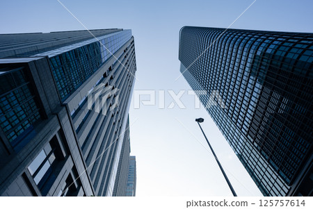 東京市中心的巨型建築 東京市中心的巨型建築 125757614