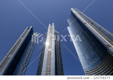 high rise building high rise building 125758173