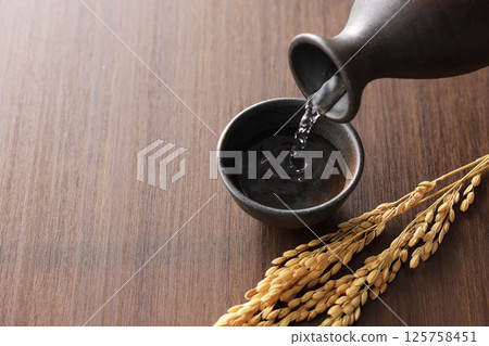 日本酒 日本酒 125758451