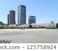 Cherry blossoms bloom at Kema Sakuranomiya Park (taken in April 2025 in Miyakojima Ward, Osaka City) 125758924