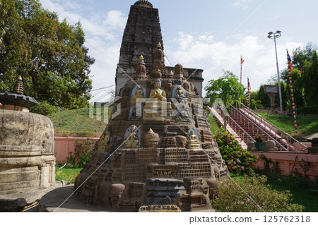 印度：四大佛教聖地、世界遺產菩提伽耶摩訶菩提寺 125762318