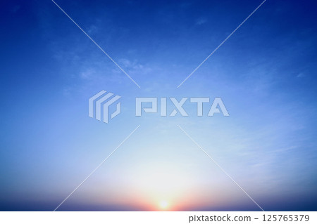 Early May: Sunrise at Kawarago Beach, Ibaraki Prefecture Early May: Sunrise at Kawarago Beach, Ibaraki Prefecture 125765379