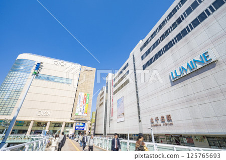 Kitasenju Station 125765693