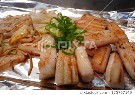 日本料理 烤魷魚 鐵板燒 日本料理 烤魷魚 鐵板燒 125767149