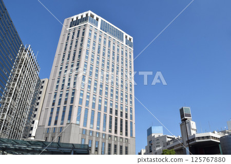 橫濱站西口街景 125767880