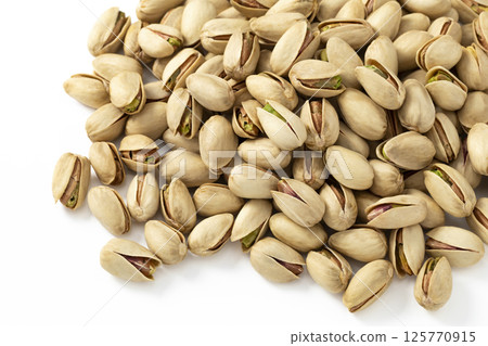 Pistachios on a white background 125770915