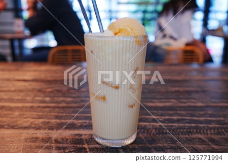 奶昔 奶昔 125771994