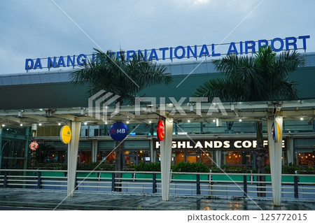 Vietnam Da Nang Airport 125772015
