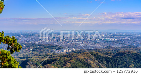 A spectacular panoramic view from the Kasumidai Observatory in Mount Takao, Tokyo A spectacular panoramic view from the Kasumidai Observatory in Mount Takao, Tokyo 125772910
