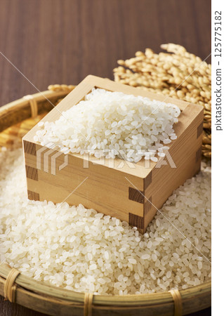 rice in a bowl rice in a bowl 125775182